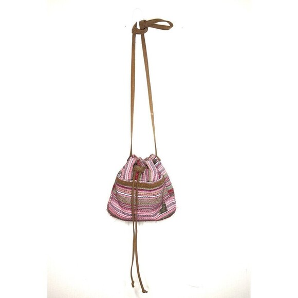 Roxy Women’s Pink Crochet Woven Aztec Southwestern‎ Pastel Mini Drawstring Bag - Picture 1 of 10